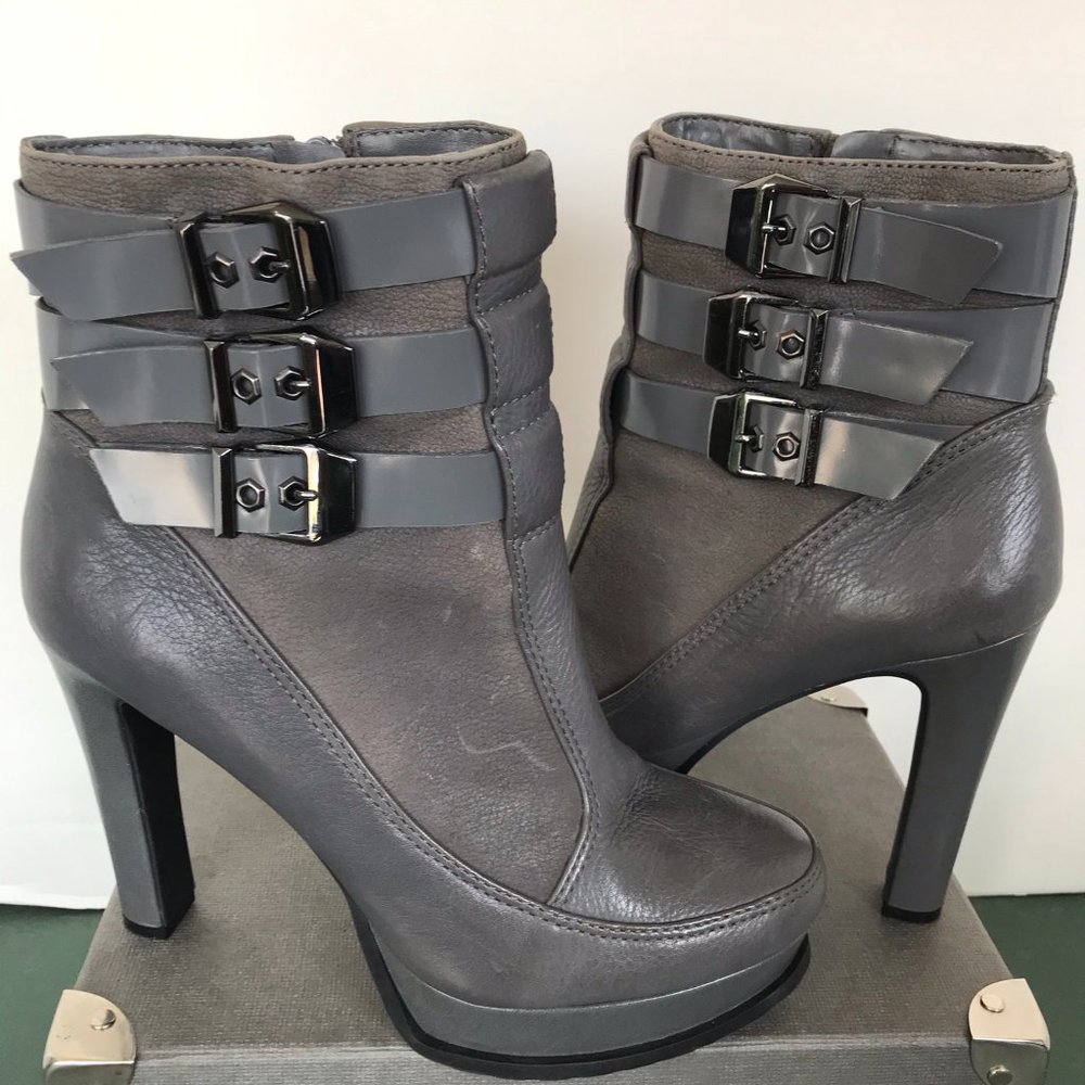 Gianni Bini Grey Leather Platform Ankle Boots
